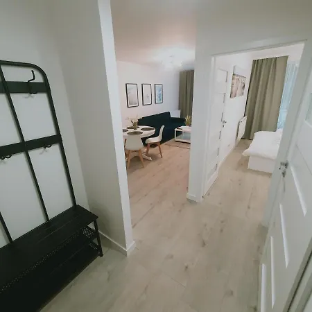 4 Perly كولوبرزيغ