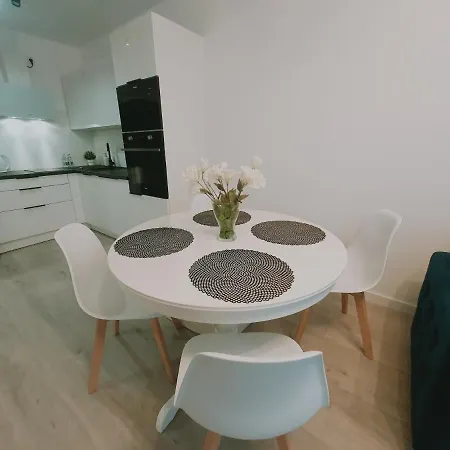 4 Perly * Kołobrzeg